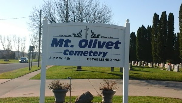 Mt Olivet Cemetery grounds