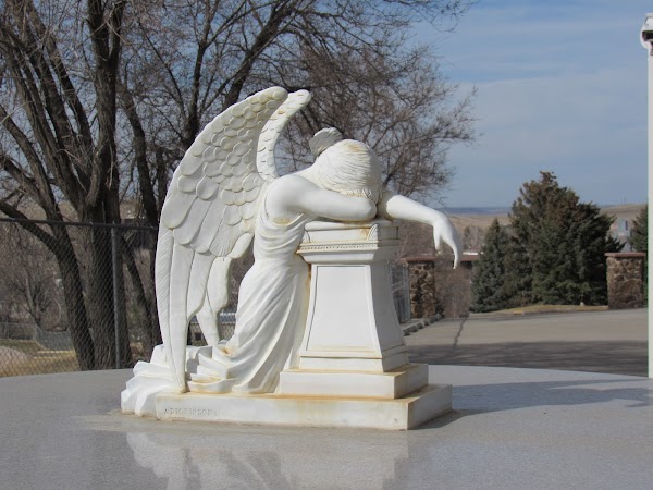 Mt Pisgah Cemetery grounds
