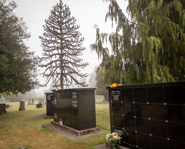 Mt Pleasant Cemetery grounds