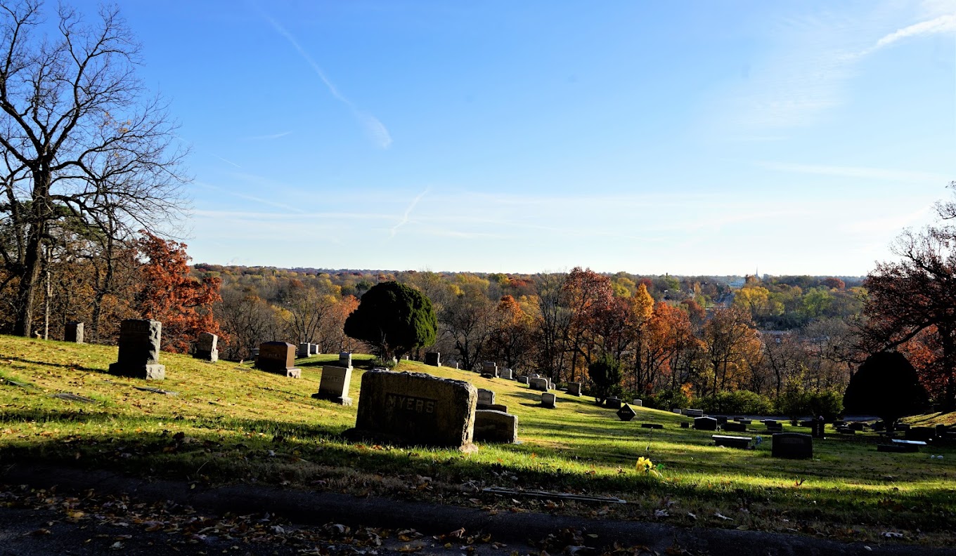 Mt Washington Cemetery cemetery grounds and headstones