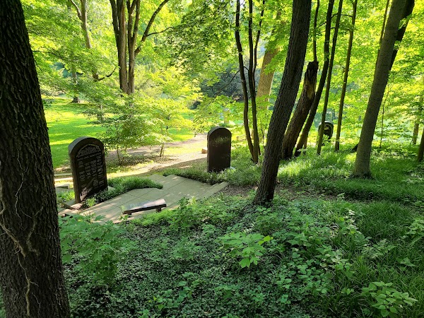 Muhammad Ali's Grave grounds