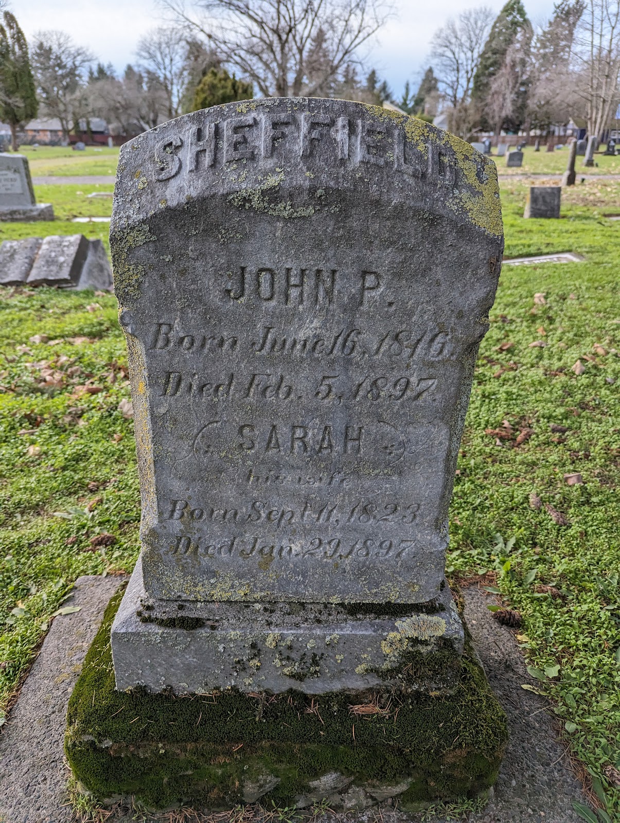 Multnomah Park Cemetery cemetery grounds and headstones