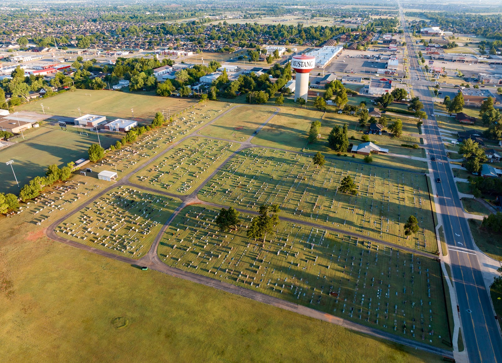 Mustang Cemetery headstone and grounds