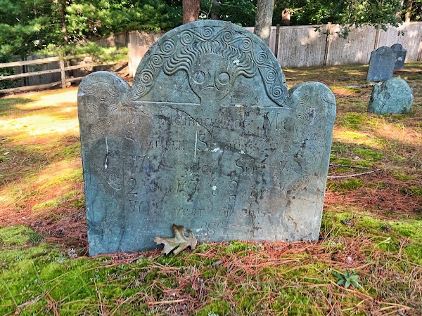 Myles Standish Burial Ground grounds