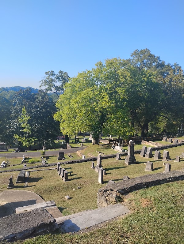 Myrtle Hill Cemetery grounds