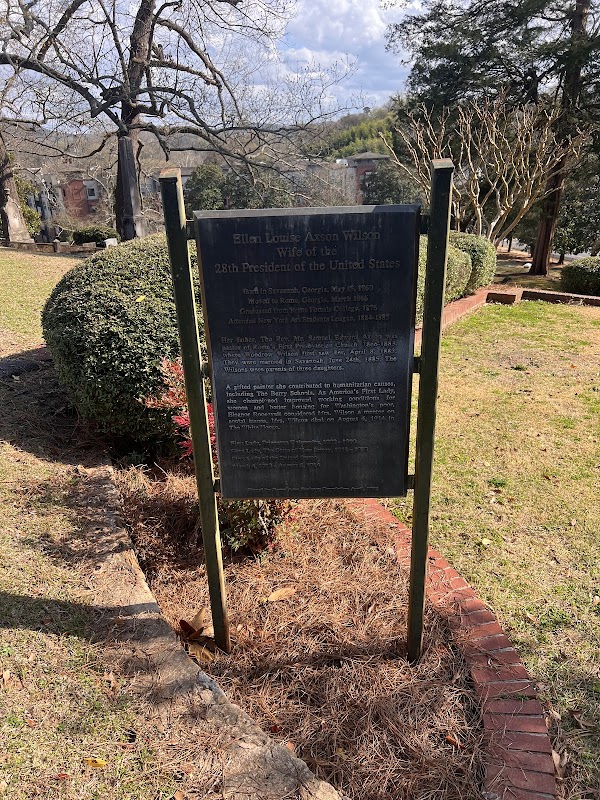 Myrtle Hill Cemetery grounds