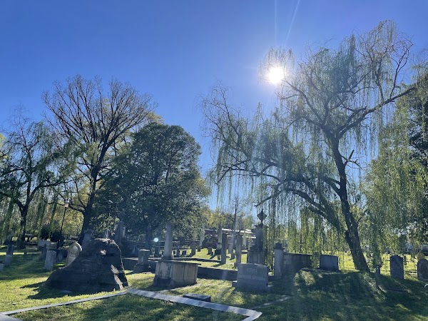 Nashville City Cemetery grounds