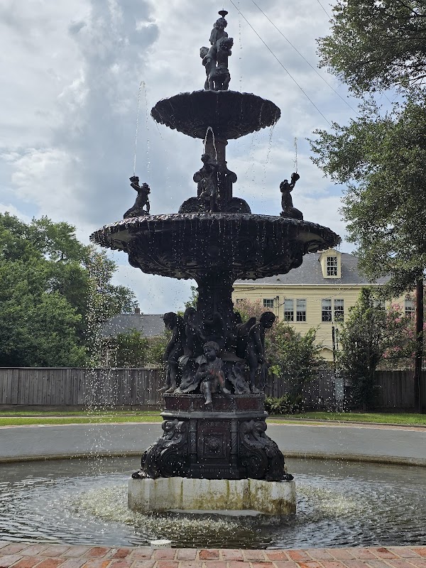 Natchez Memorial Park grounds
