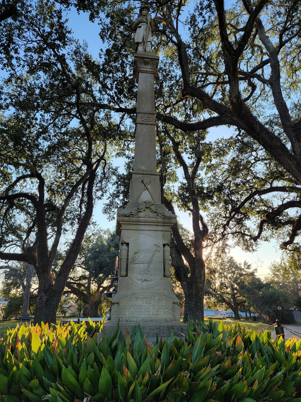Natchez Memorial Park cemetery grounds and headstones