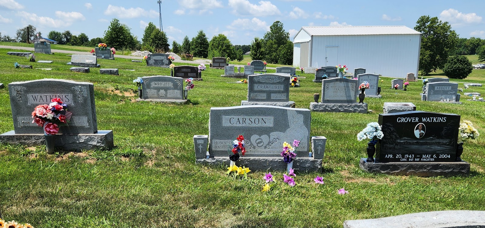 New Castle Cemetery cemetery grounds and headstones