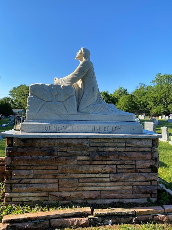 New Crown Cemetery grounds