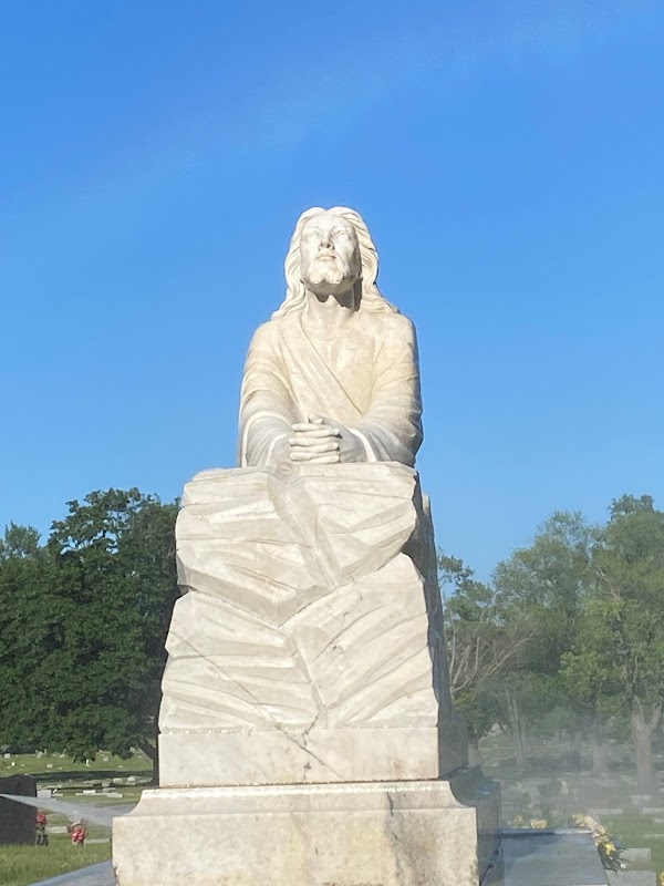 New Crown Cemetery grounds
