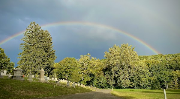 New Milford Center Cemetery grounds