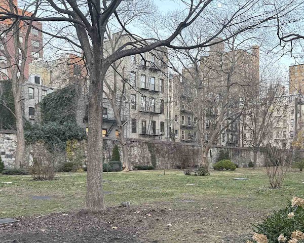 New York City Marble Cemetery grounds