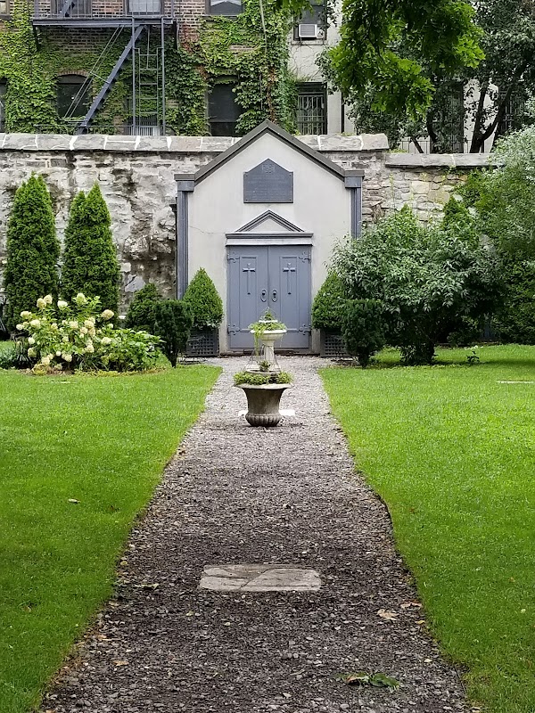 New York City Marble Cemetery grounds