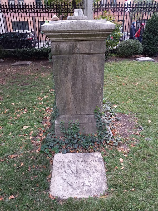 New York City Marble Cemetery grounds