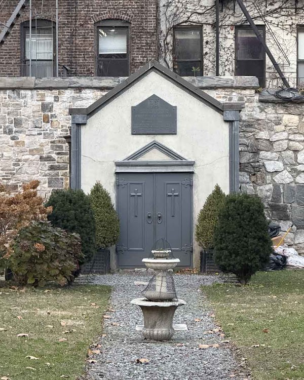 New York City Marble Cemetery grounds