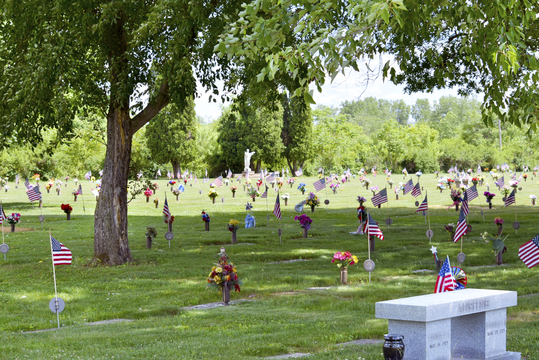 Newark Memorial Gardens grounds