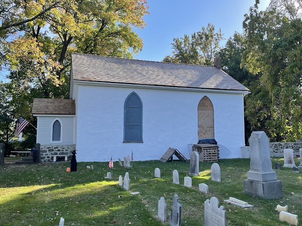 Newark Union Church & Cemetery grounds