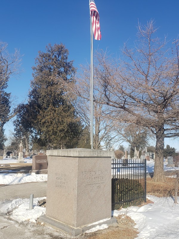 Newton Union Cemetery grounds