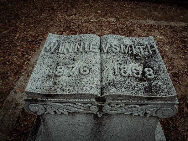 Nordhoff Cemetery grounds