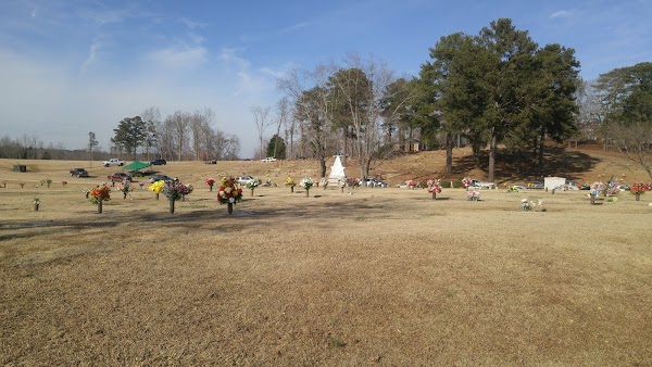 North Atlanta Memorial Park grounds