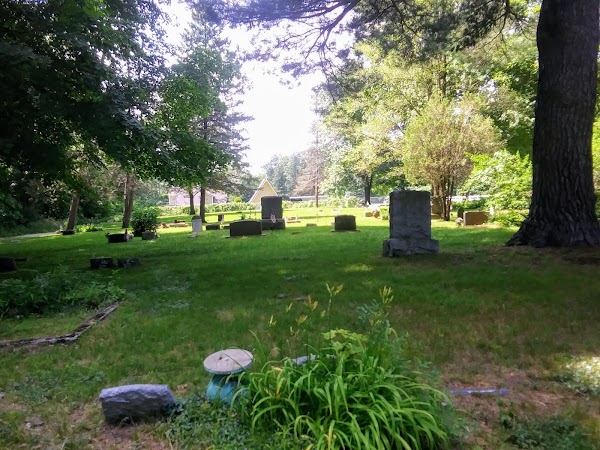 Nunica Cemetery grounds