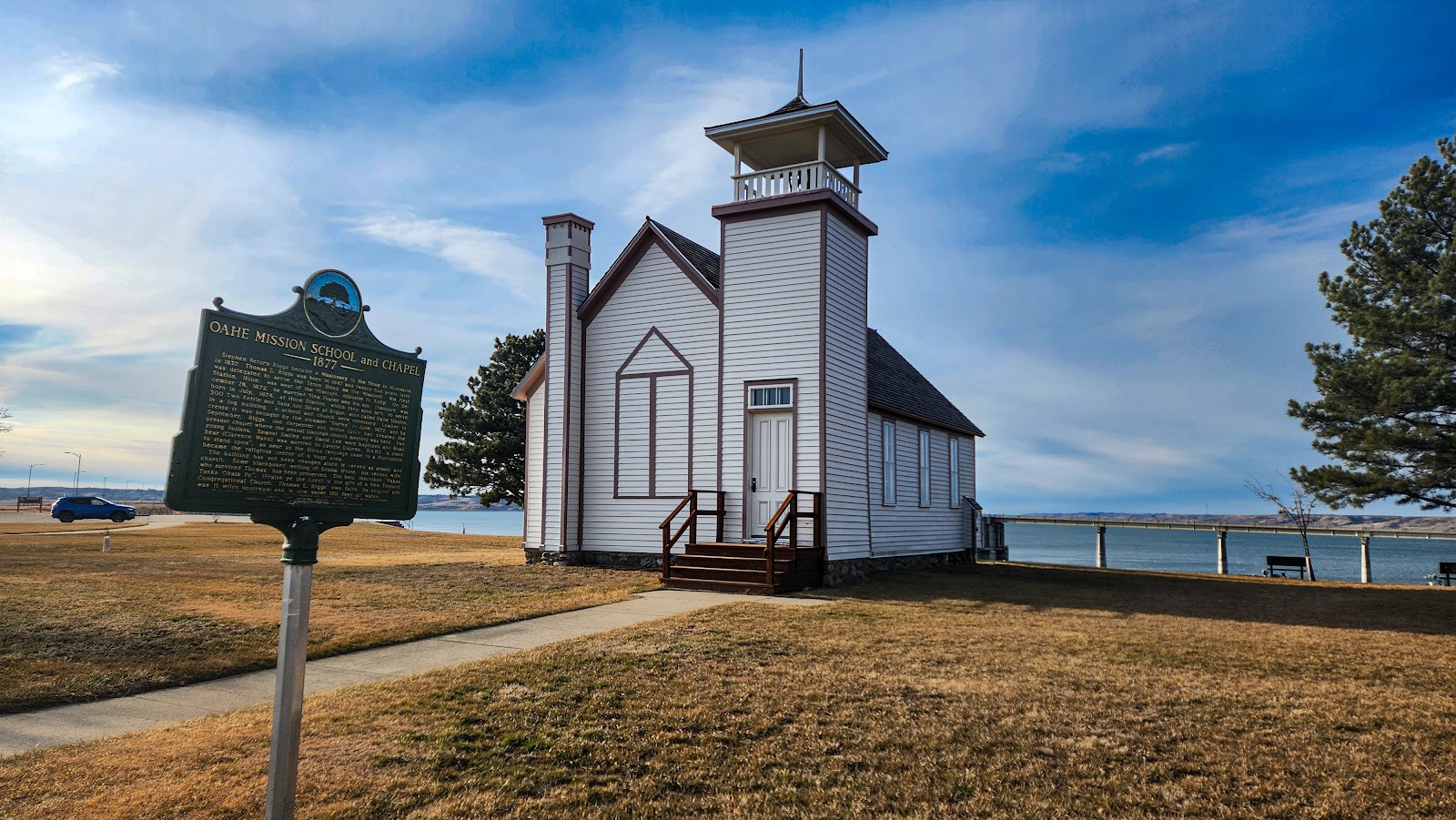 Oahe Mission School and Chapel cemetery grounds and headstones