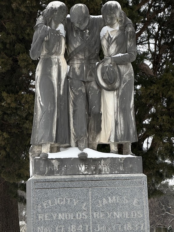 Oak Cemetery grounds