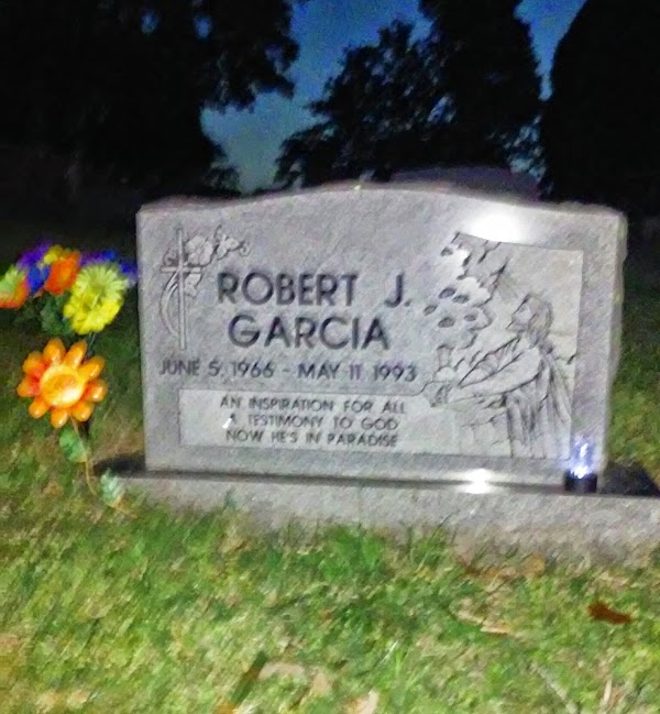 Oak Cemetery grounds