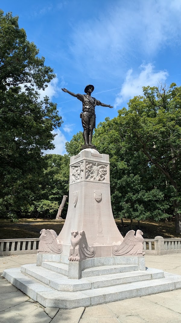 Oak Grove Cemetery grounds