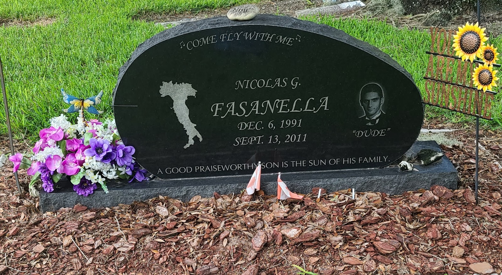 Oak Hill Burial Park cemetery grounds and headstones