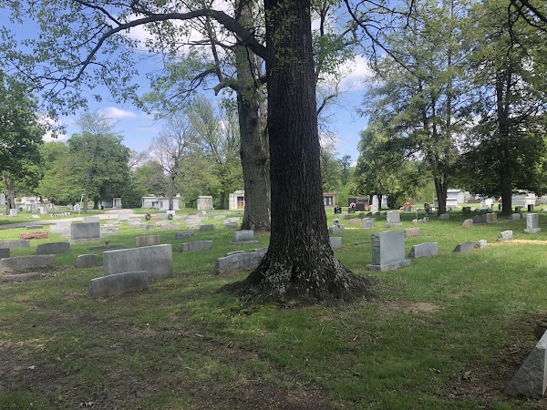 Oak Hill Cemetery and Arboretum grounds