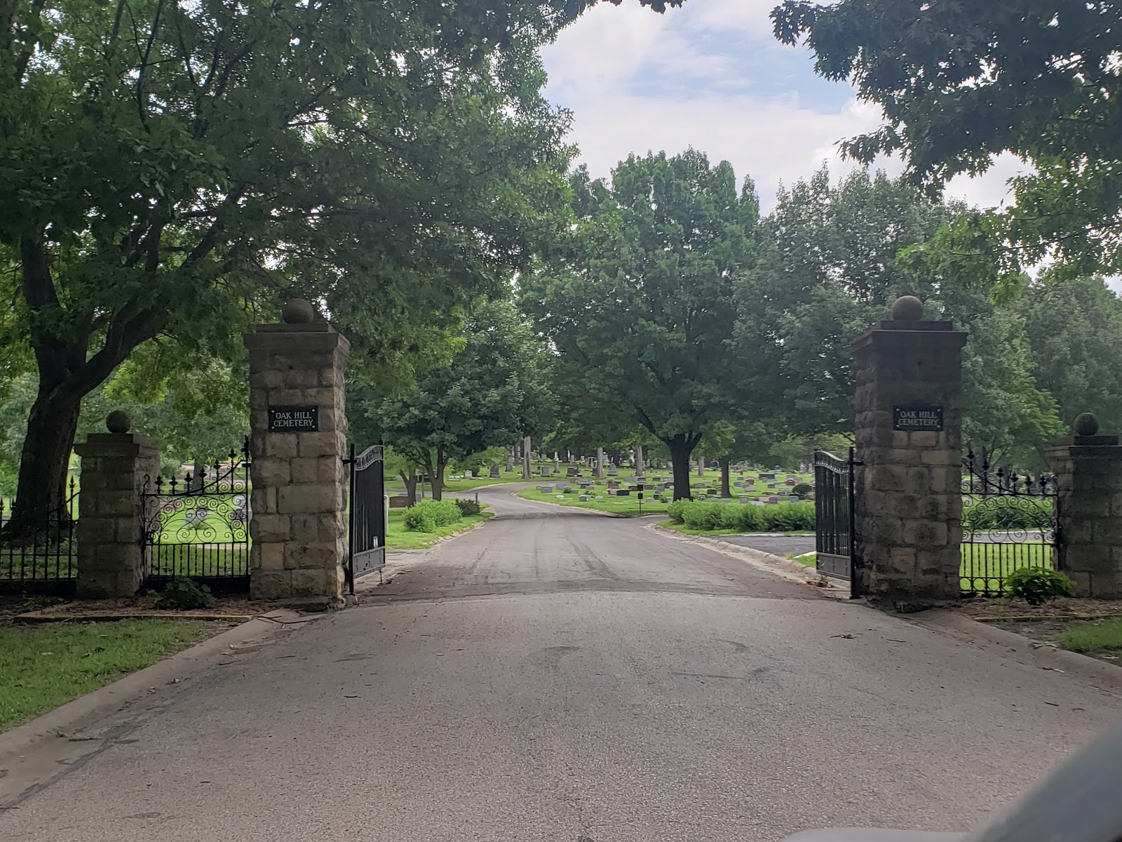 Oak Hill Cemetery
