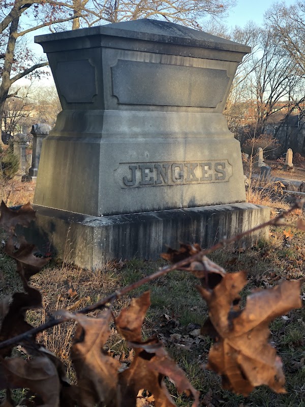 Oak Hill Cemetery WO007 grounds