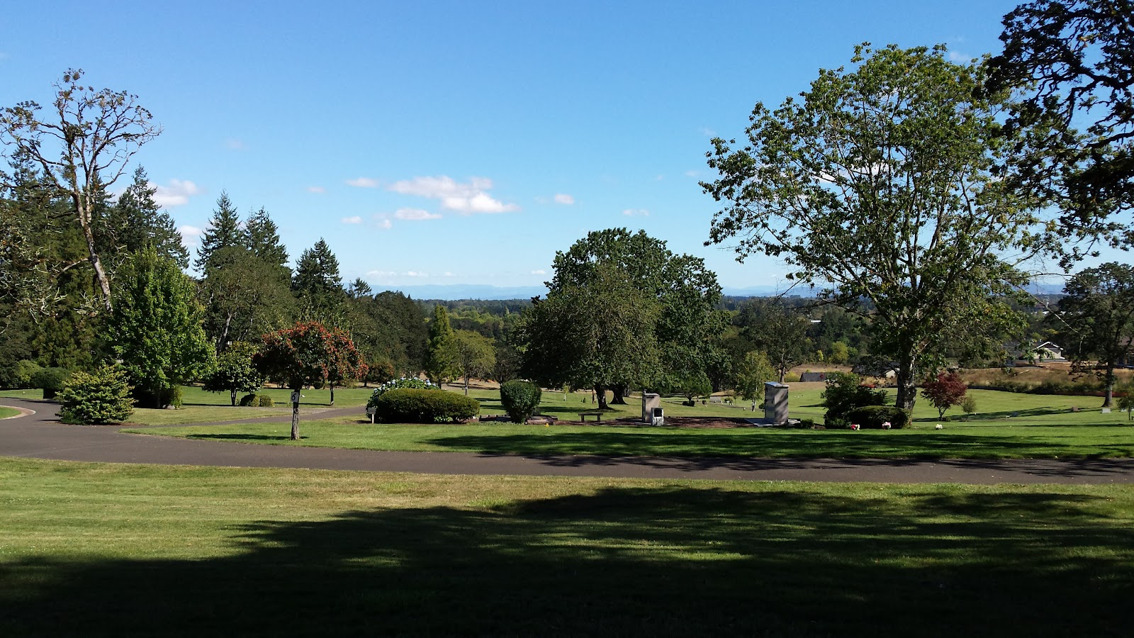 Oak Lawn Memorial Park cemetery grounds and headstones