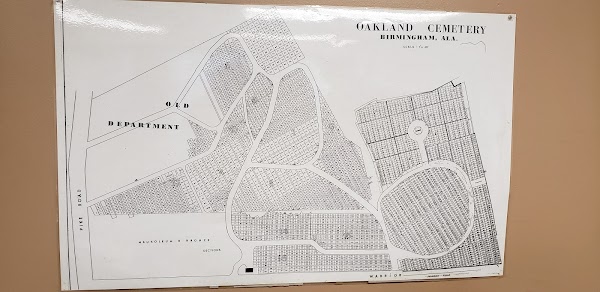 Oakland Cemetery grounds