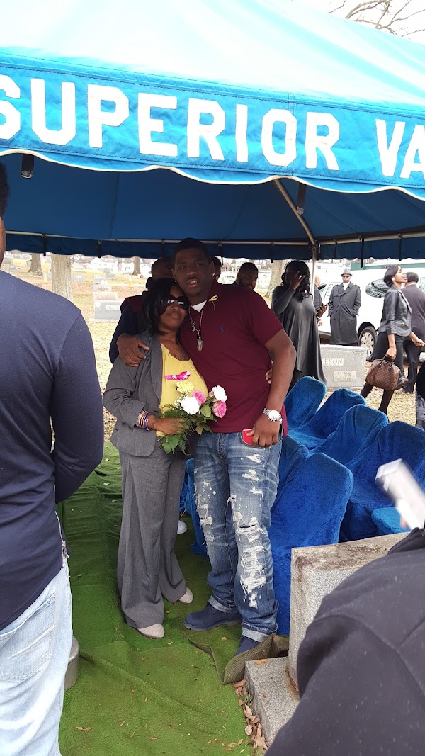 Oakland Cemetery grounds