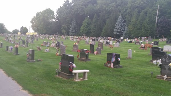 Oakland Cemetery grounds