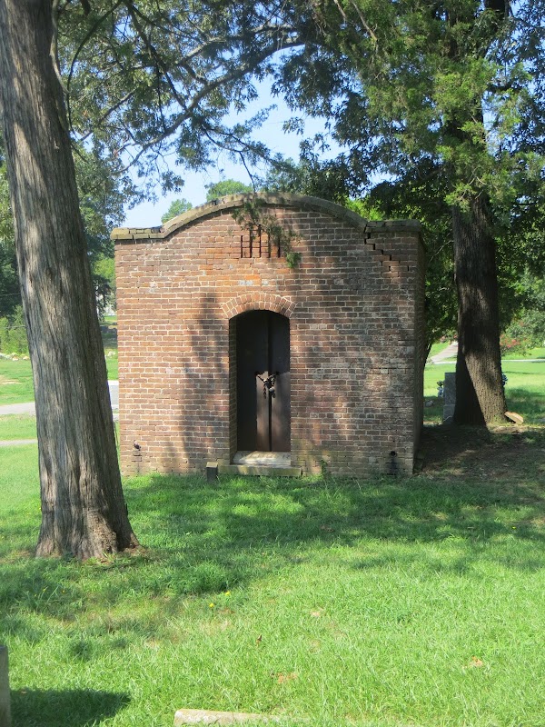 Oakland & Fraternal Historic Cemetery Park grounds