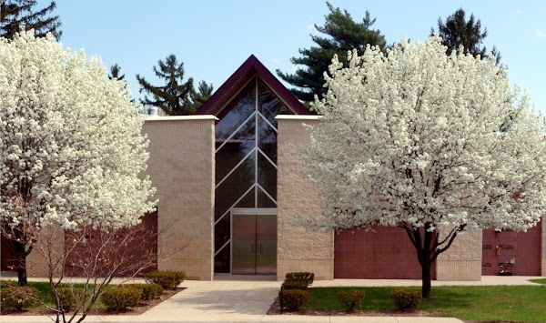 Oakview Cemetery grounds