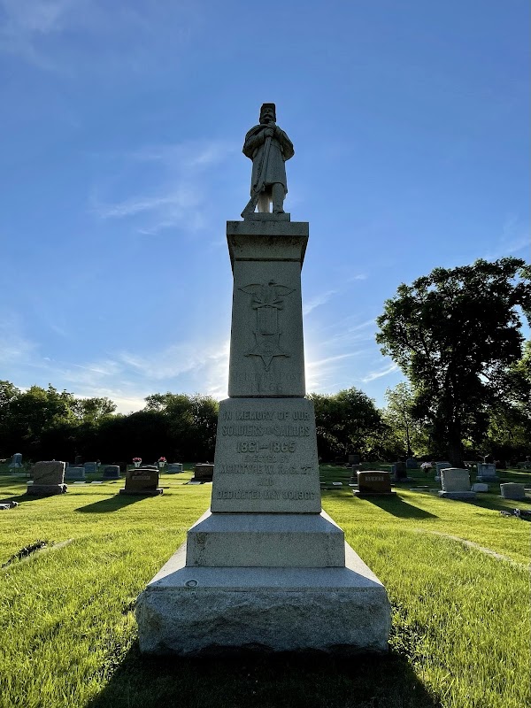 Oakwood Cemetery grounds