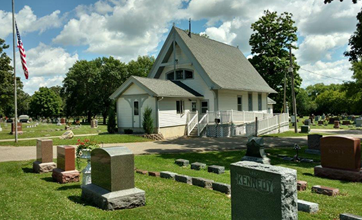 Oakwood Cemetery grounds