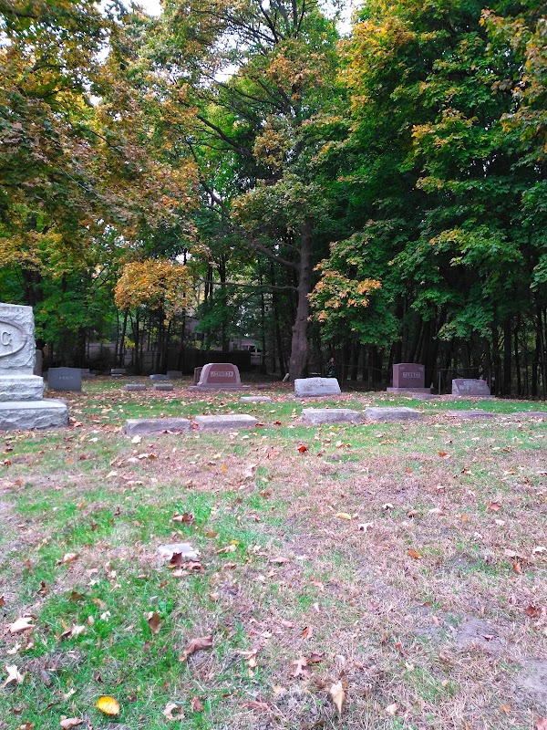 Oakwood Cemetery grounds