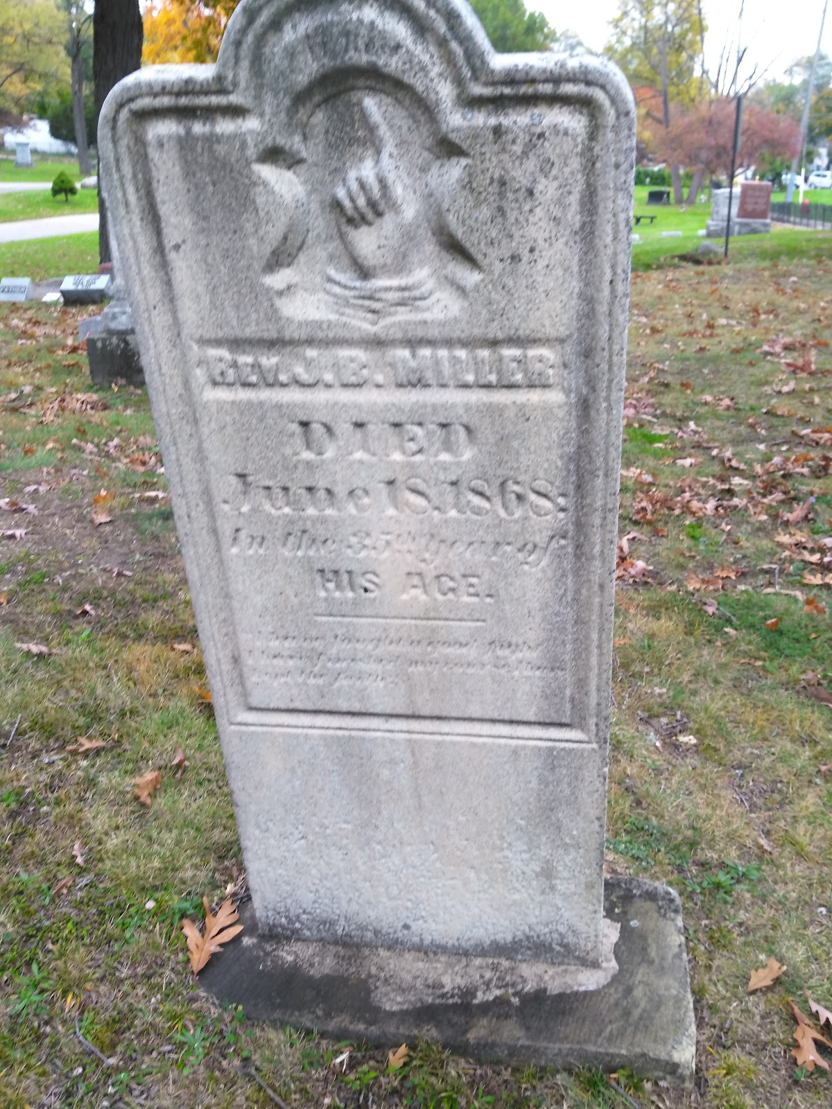 Oakwood Cemetery cemetery grounds and headstones