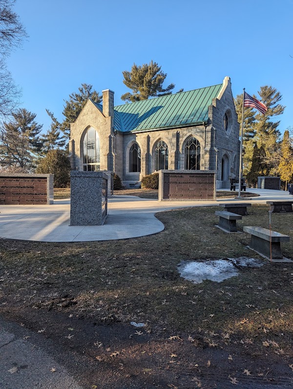 Oakwood Cemetery grounds