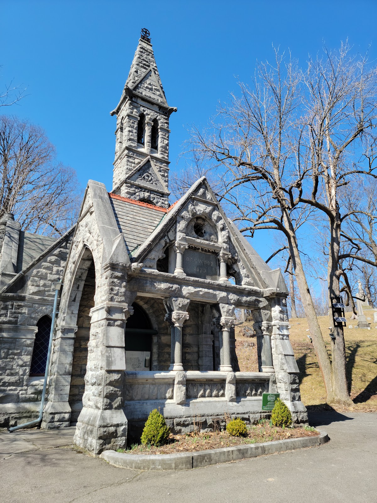 Oakwood Cemetery headstone and grounds