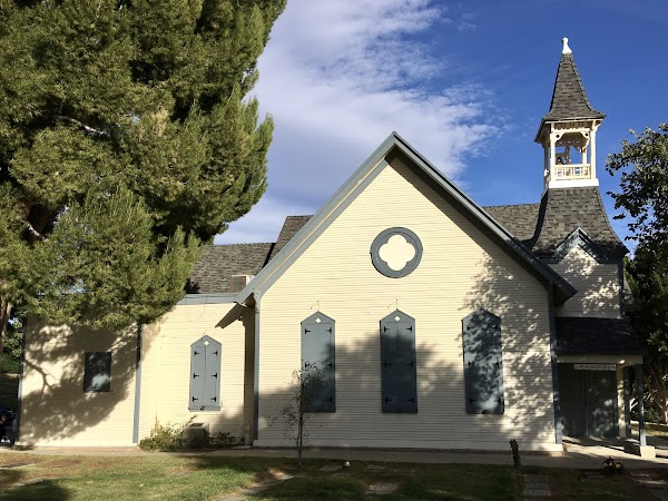 Oakwood Memorial Park and Cemetery grounds
