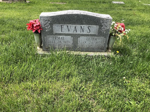 Obetz Cemetery grounds