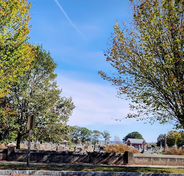 Ocean View Cemetery grounds